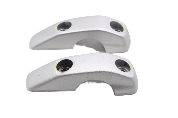 Tredobbelte klemmer, styrklemmer (øverst), klemmeklodser 851A 361A Ducati XDiavel 1260 S 23-23