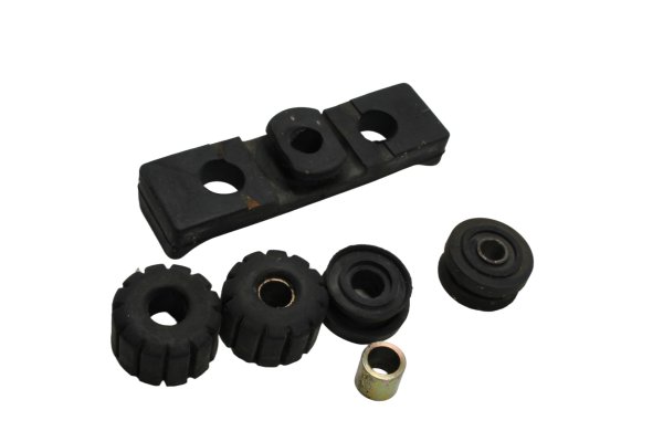 Brandstoftank rubberen demperset Honda XRV 750 Africa Twin RD04 90-92