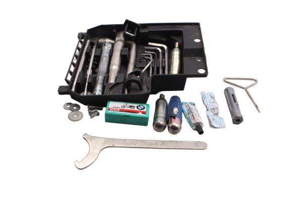 Inbyggd verktygssats, verktygslåda, hylsnyckel BMW R 1100 GS 259 0409 93-99