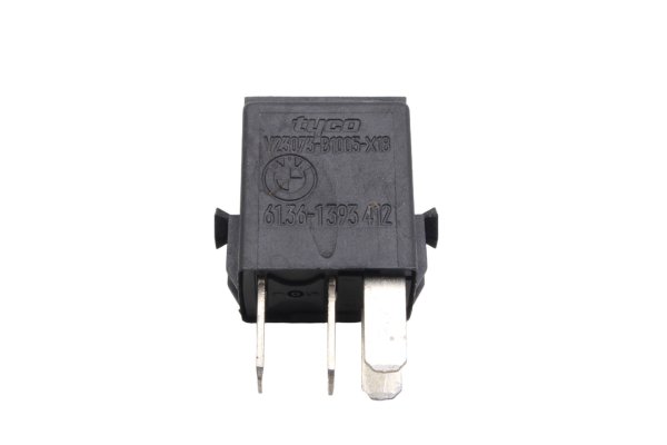 Reläer, strömförsörjning, elektriska system, kopplingsreläer BMW F 650 GS Dakar R13 0176 00-03