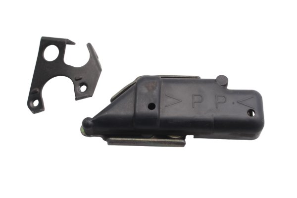 Seat lock with retaining plate Yamaha FJR 1300 A RP11 04-05