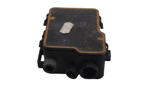 Vacuum distributor, valve housing, throttle cable BMW R 1200 GS K25 0307 R12 04-07