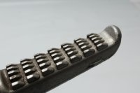 Estribo pasajero trasero izquierdo con tornillería Kawasaki ER-6N ER650A 05-08