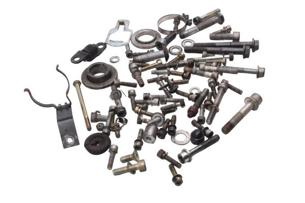 Ruuvit pultit mutterit aluslevyt letkunkiristimet kiinnikkeet BMW K 1 K-1 88-93