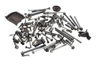 Motorbultar skruvar sats muttrar brickor värmeskydd Yamaha XJ 900 F 4BB 91-94