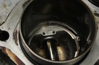 Cylinder kolvar motorblock ringar bultar sats Suzuki GSX 750 E GS75X-E 80-83