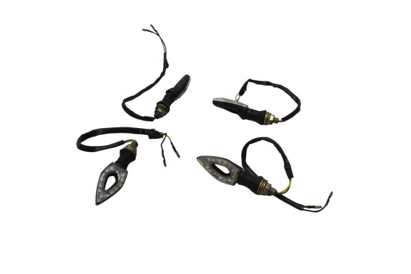 LED suuntavilkut 4x etu taka vasen oikea Honda CB 1000 F Big One SC30 93-96