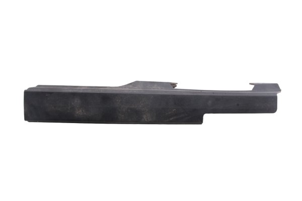 Kedjeskydd täckkåpa bakgaffel svingarm vänster bak Suzuki SV 1000 S WVBX 03-07