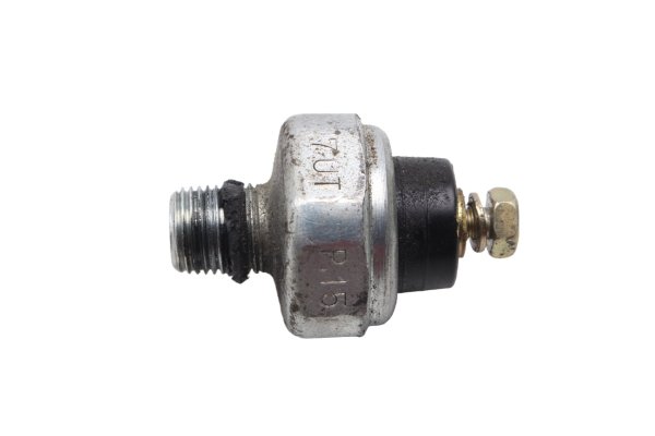 Oil pressure switch sensor sender engine crankcase Honda XL 1000 V SD01 99-00