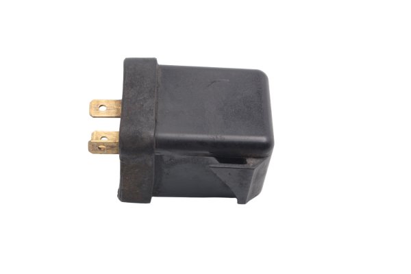 Relé intermitencia destellador 3 pines con soporte Honda XL 600 LM PD04 85-87