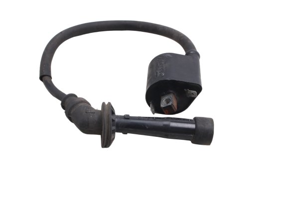 Tændspole med tændrørshætte kabel forreste F6T559 Suzuki SV 1000 S WVBX 03-07