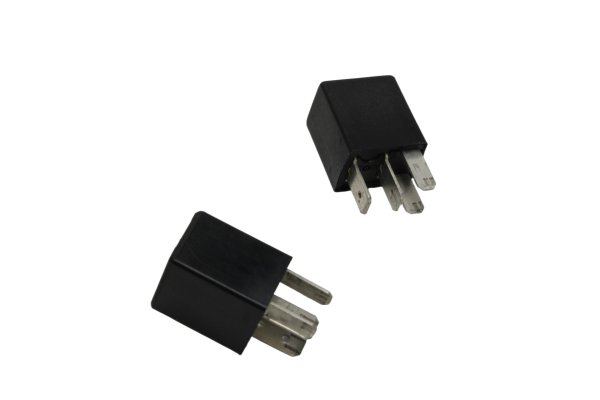 Relais set 2 stuks 4-polig zekeringkast BMW K 100 RS 4 Ventiler K589 0523 89-92