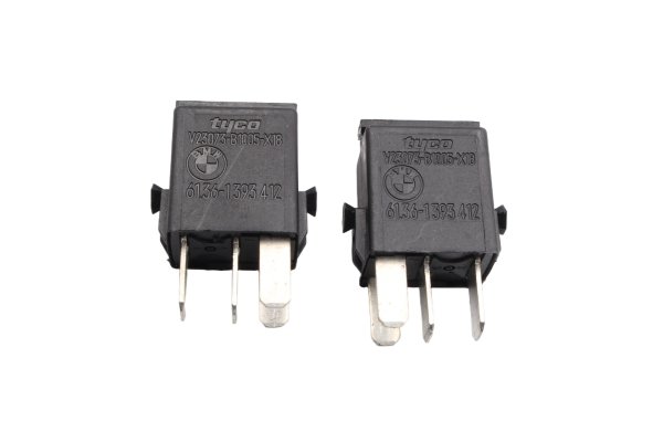 Relay pair Tyco switching control electrical system BMW K 1200 GT K41 0548 02-05