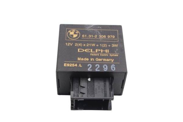 Turn signal relay flasher unit indicator 12V Delphi BMW K 1200 GT K41 0548 02-05