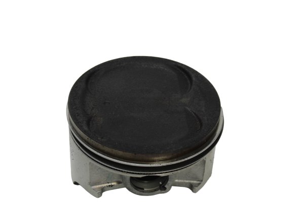 Kolv bakre cylinder komplett med ringar bult motor Suzuki SV 650 S WVBY 03-06