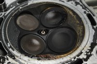 Topplock bakre cylinder med ventiler insugsgummi Suzuki SV 650 S WVBY 03-06