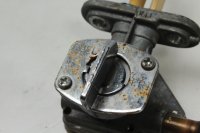 Bensahana polttoaineventtiili alipaine tankki Kawasaki ZR 7S ZR750F H 01-04