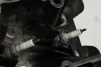 Sylinterinkansi venttiileillä nokka-akselin pukit Kawasaki ZR 7S ZR750F H 01-04