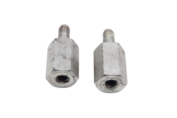 Bensintank distanser pinnbultar fäste par Moto Guzzi California III VW 87-93