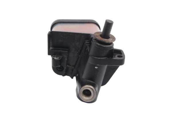 Front brake master cylinder pump reservoir right BMW K 100 K100 K589 82-88