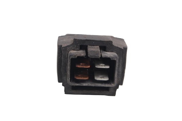 Relé L5A 4 pines 12V con soporte goma Aprilia SMV 750 Dorsoduro M551M 08-17