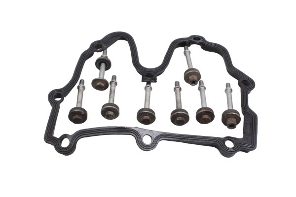 Ventilkåpspackning topplockslock bultar gummibrickor BMW F 650 GS R13 0175 04-08