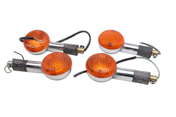 Suuntavilkut sarja 4 kpl etu taka vasen oikea Kawasaki EL 250 E EL250B/E 91-95