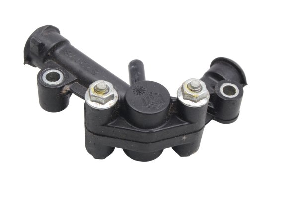 Carcasa termostato distribuidor agua motor Aprilia SMV 750 Dorsoduro M551M 08-17