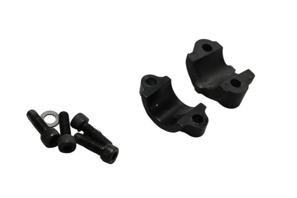 Ohjaustangon kiinnikkeet puristimet pidikkeet ylä Kawasaki ZR 7S ZR750F H 01-04