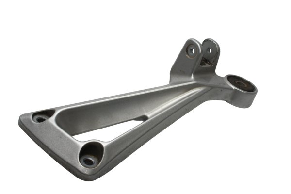 Jalkatapin kiinnike matkustaja taka oikea YAMAHA BT 1100 Bulldog RP05 02-06