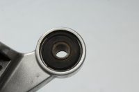 Jalkatapin kiinnike matkustaja taka oikea YAMAHA BT 1100 Bulldog RP05 02-06