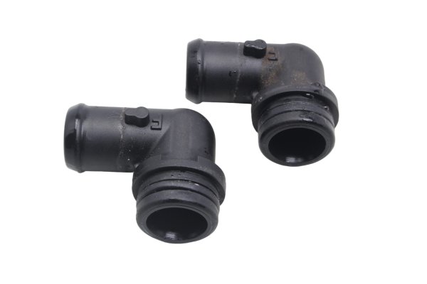 Raccord coudé liquide refroidissement durite avant arrière Aprilia RSV4 RK 09-12