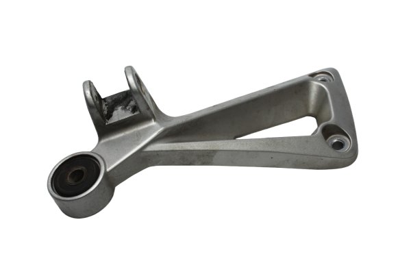 Matkustajan jalkatapin kiinnike takana vasen YAMAHA BT 1100 Bulldog RP05 02-06