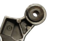 Matkustajan jalkatapin kiinnike takana vasen YAMAHA BT 1100 Bulldog RP05 02-06