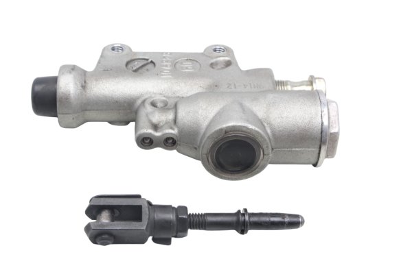 Rear brake master cylinder Brembo foot pump with pushrod Aprilia RSV4 RK 09-12