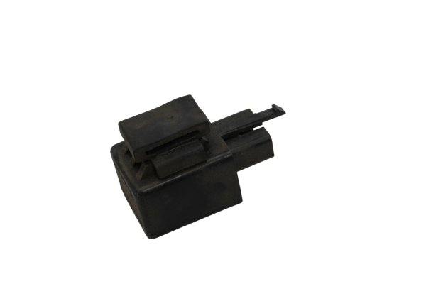 Vilkkurele suuntavilkun katkoja kumipidike YAMAHA BT 1100 Bulldog RP05 02-06