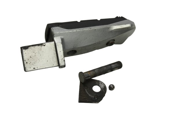 Passagerarfotpinne fotstöd bak vänster med bult BMW R 1100 S 259 0422 R2S 98-05