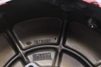 Generatorkåpa stator vevhuslock motor vänster Suzuki DR 650 SE SP46B 96-00