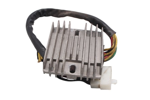 Laddregulator likriktare spänningsomvandlare DZE Honda CBR 900 RR SC50 02-03