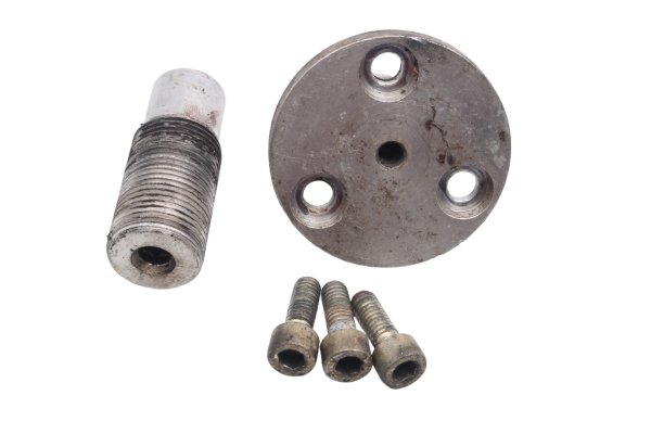 Svingarmsaxel lagerbult tapp sats skruvar bakgaffel BMW K 100 K100 K589 82-88