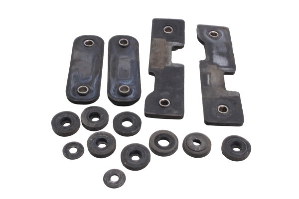 Seat rubber buffer mounting pads set front rear BMW R 1200 GS K25 0307 R12 04-07