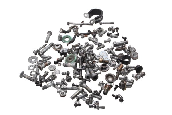Kit viteria bulloni dadi rondelle fascette massa KTM 640 LC4 DUKE 2 DK2 99-07