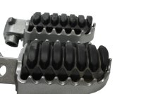 Jalkatapit kuljettaja edessä vasen oikea pari Yamaha XTZ 700 Tenere 700 20-20