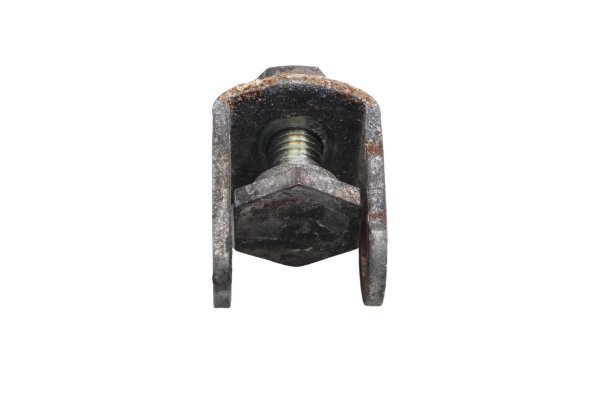 Soporte estribera pasajero trasero izquierdo KTM 640 LC4 DUKE 2 DK2 99-07