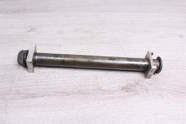 Hinter wheel axle jar axle wheel bolt at the back Yamaha YZF-R1 RN04 00-01