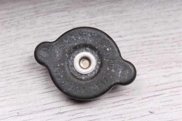 Couvercle de thermostat de refroidisseur de verrouillage plus frais Yamaha YZF-R1 RN04 00-01