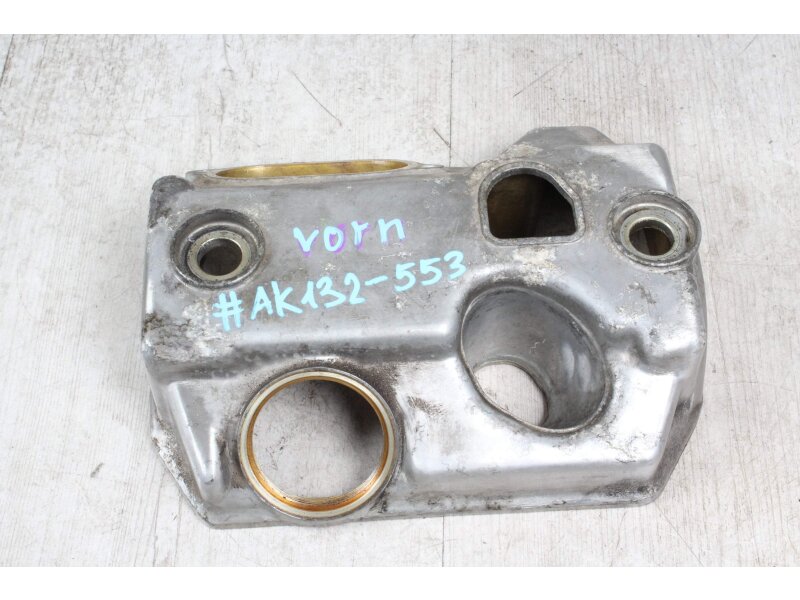 Valve lid at the front motor lid cover Honda VT 500 E PC11 83-88