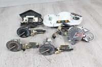 Tacho individual parts leaves Kawasaki ZZR 1100 C...