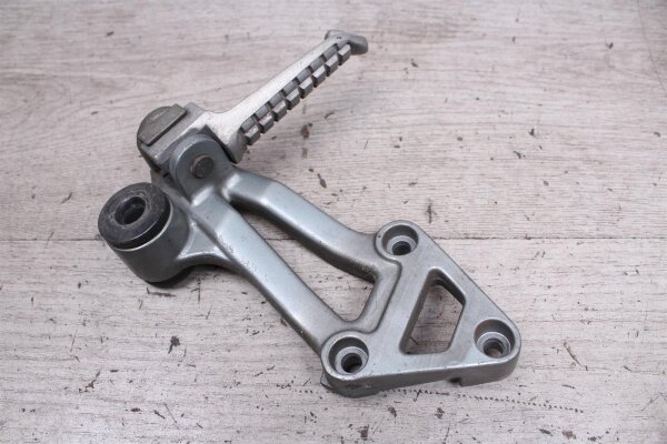 Footrest at the back right Kawasaki ZZR 1100 C ZXT10C/C 90-92