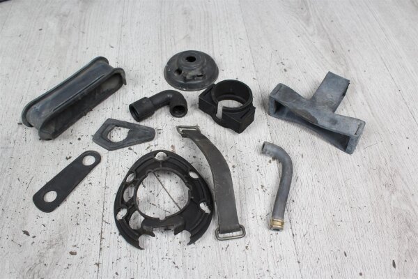 Restteile Gummis Halter Befestigungen Kawasaki ZZ-R 1100 C ZXT10C/C 90-92